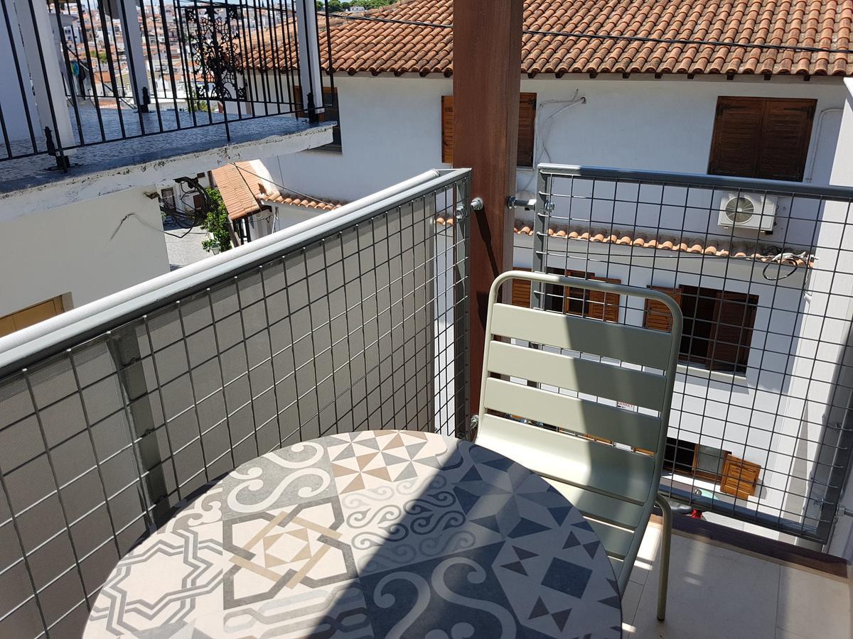 8Kto Hotel Skiathos Town Exterior photo
